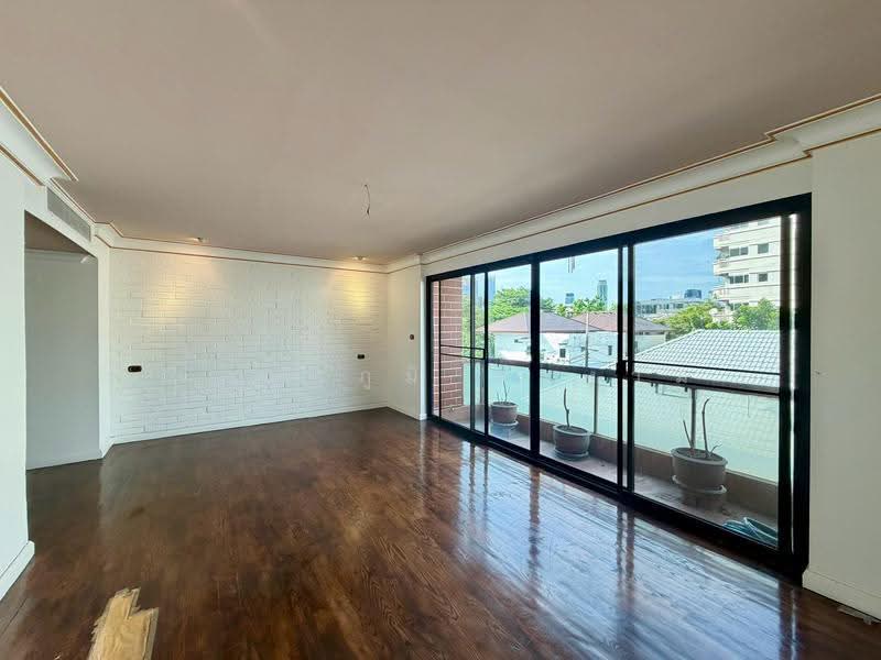 Anina Villa Sathorn-Yenakart, Bangkok, Soi Yen Akat 2, Yen Akat Road, Chong Nonsi, Yan Nawa, Bangkok, 4 Bedrooms, 505 sqm, Single Detached House For Sale, by kanthapoom pornngam, 500516721 - DDproperty.com