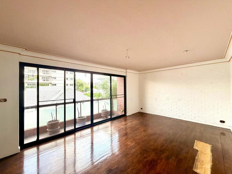 Anina Villa Sathorn-Yenakart, Bangkok, Soi Yen Akat 2, Yen Akat Road, Chong Nonsi, Yan Nawa, Bangkok, 4 Bedrooms, 505 sqm, Single Detached House For Sale, by kanthapoom pornngam, 500516721 - DDproperty.com