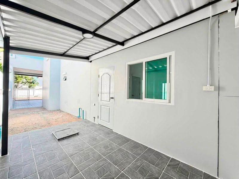 ขายบ้านแฝด ม.ธาดาทาวน์ออร่า หนองคัอ ศรีราชา, Chon Buri (Pattaya), Surasak, Si Racha, Chon Buri (Pattaya), 3 Bedrooms, 160 sqm, Semi-Detached House (Twin House) For Sale, by Dusit Saengfa, 500516751 - DDproperty.com