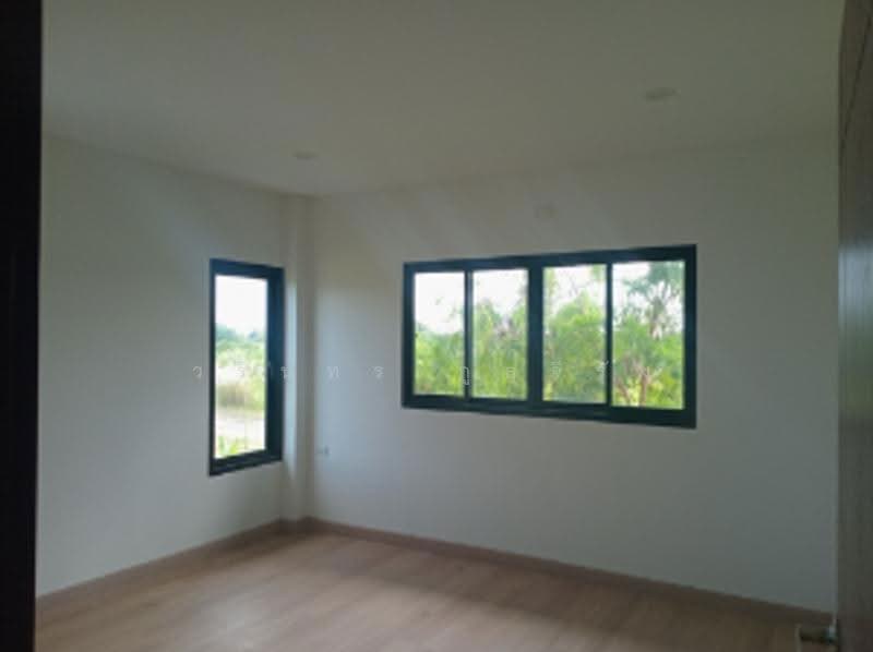 สวนสน นคร ชลบุรี, Chon Buri (Pattaya), พนัสนิคม-หนองชาก, Nong Chak, Ban Bung, Chon Buri (Pattaya), 3 Bedrooms, 241 sqm, Single Detached House For Sale, by วรินทร กูลจีรัง, 500516762 - DDproperty.com
