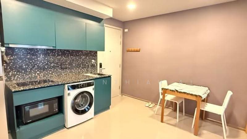 The Base Sukhumvit 50, Bangkok, Soi Roem Charoen 1, Sukhumvit 50 Road, Phra Kanong, Khlong Toei, Bangkok, 1 Bedroom, 35 sqm, Condo For Rent, by Netsanthiah Ai, 500516780 - DDproperty.com