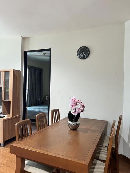 Citi Smart Sukhumvit 18, Bangkok, 366 Soi Sukhumvit 18, Sukhumvit Road, Khlong Toei, Bangkok, 3 Bedrooms, 114 sqm, Condo For Sale, by Zack Jessada, 500516798 - DDproperty.com