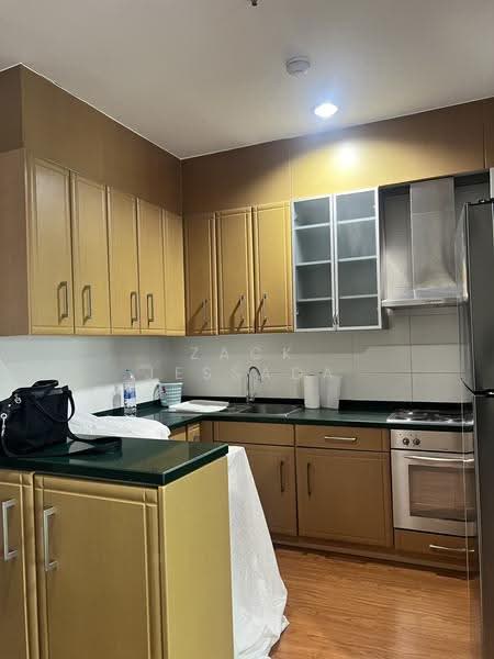 Citi Smart Sukhumvit 18, Bangkok, 366 Soi Sukhumvit 18, Sukhumvit Road, Khlong Toei, Bangkok, 3 Bedrooms, 114 sqm, Condo For Sale, by Zack Jessada, 500516798 - DDproperty.com
