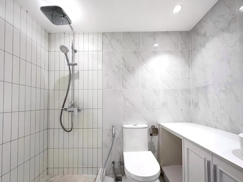 Icon III, Bangkok, 858 Sukhumvit Road, Khlong Tan Nua, Watthana, Bangkok, 1 Bedroom, 89 sqm, Condo For Sale, by Zack Jessada, 500516801 - DDproperty.com