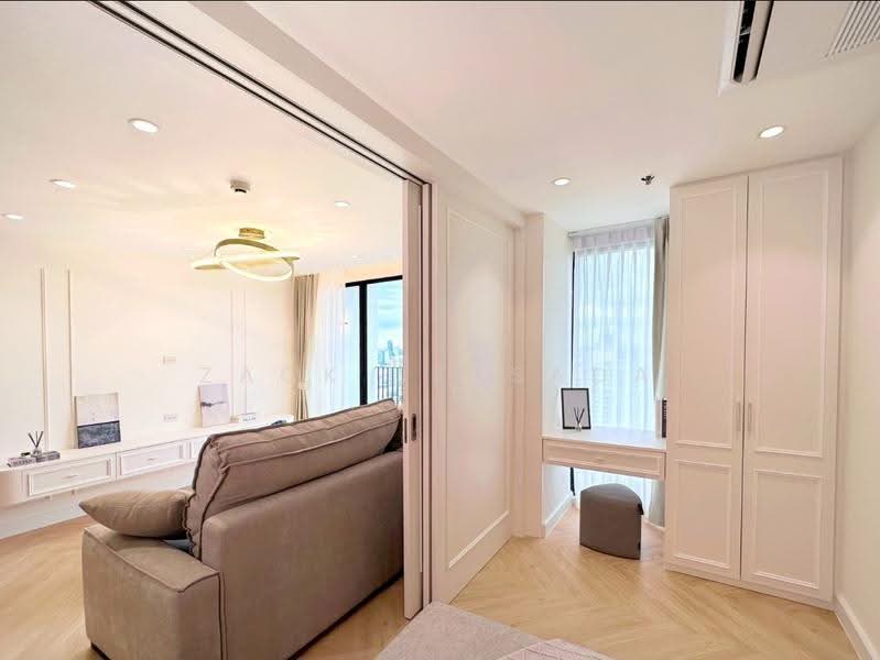 Icon III, Bangkok, 858 Sukhumvit Road, Khlong Tan Nua, Watthana, Bangkok, 1 Bedroom, 89 sqm, Condo For Sale, by Zack Jessada, 500516801 - DDproperty.com
