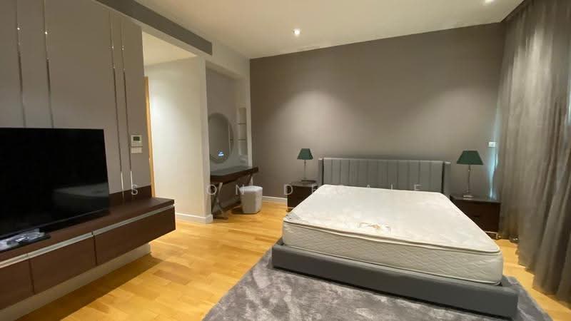 Millennium Residence, Bangkok, Sukhumvit Road, Khlong Toei, Bangkok, 3 Bedrooms, 193 sqm, Condo For Rent, by Simon Decalf, 500516805 - DDproperty.com