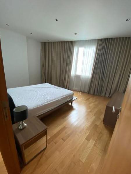Millennium Residence : มิลเลนเนียม เรสซิเดนซ์, กรุงเทพ, ซอยสุขุมวิท 20 ถนนสุขุมวิท แขวงคลองเตยเหนือ เขตวัฒนา กรุงเทพมหานคร, คลองเตย, กรุงเทพ, 146 ตร.ม., คอนโด ขาย, โดย Simon Decalf, 500516807 - DDproperty.com