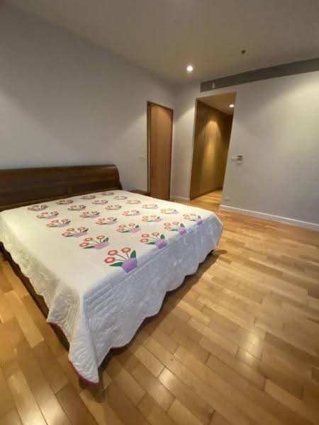 Millennium Residence : มิลเลนเนียม เรสซิเดนซ์, กรุงเทพ, ซอยสุขุมวิท 20 ถนนสุขุมวิท แขวงคลองเตยเหนือ เขตวัฒนา กรุงเทพมหานคร, คลองเตย, กรุงเทพ, 146 ตร.ม., คอนโด ขาย, โดย Simon Decalf, 500516807 - DDproperty.com