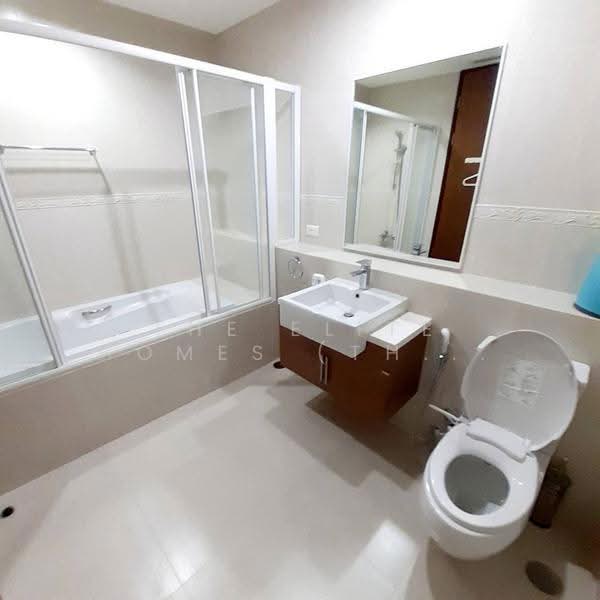 The Lakes, Bangkok, 123 Ratchadaphisek Road, Khlong Toei, Bangkok, 3 Bedrooms, 173 sqm, Condo For Rent, by The Elite Homes (Thailand) Co., Ltd., 500516877 - DDproperty.com