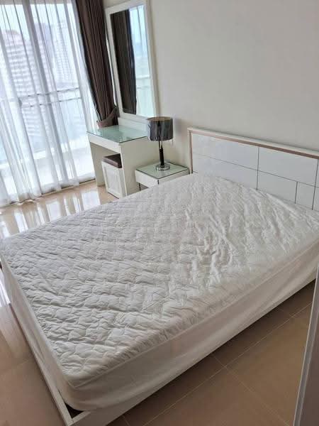 The Lakes, Bangkok, 123 Ratchadaphisek Road, Khlong Toei, Bangkok, 3 Bedrooms, 173 sqm, Condo For Rent, by The Elite Homes (Thailand) Co., Ltd., 500516877 - DDproperty.com