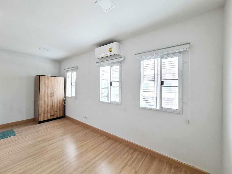 Pruksa Ville 102 Bangna-ABAC : พฤกษาวิลล์ 102 บางนา-เอแบค, สมุทรปราการ, ถนน เสาธงสามัคคี, บางเสาธง, สมุทรปราการ, 86 ตร.ม., ทาวน์เฮ้าส์ ขาย, โดย The Best Property เดี่ยว, 500516903 - DDproperty.com