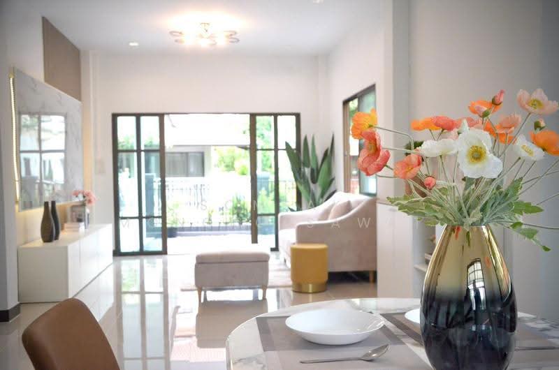 Temsiri Plus Minburi-Suvarnabhumi, Bangkok, Mitmaitri Road, Nong Chok, Bangkok, 4 Bedrooms, 175 sqm, Single Detached House For Sale, by Somsak Mongkolsawat, 500516917 - DDproperty.com