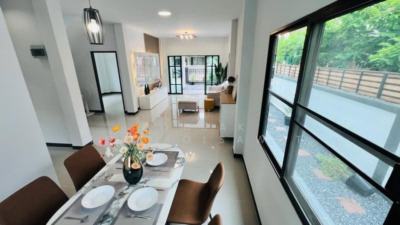 Temsiri Plus Minburi-Suvarnabhumi, Bangkok, Mitmaitri Road, Nong Chok, Bangkok, 4 Bedrooms, 175 sqm, Single Detached House For Sale, by Somsak Mongkolsawat, 500516917 - DDproperty.com