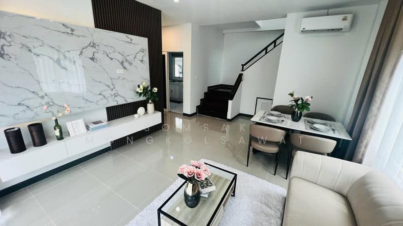 บ้านสวน ถนนร่มเกล้า, Bangkok, ร่มเกล้า, Min Buri, Bangkok, 4 Bedrooms, 200 sqm, Single Detached House For Sale, by Somsak Mongkolsawat, 500516936 - DDproperty.com