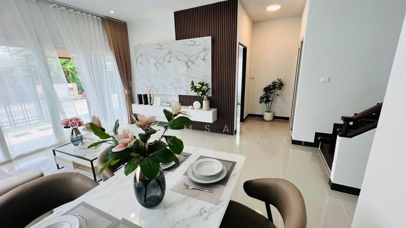 บ้านสวน ถนนร่มเกล้า, กรุงเทพ, ร่มเกล้า, มีนบุรี, กรุงเทพ, 200 ตร.ม., บ้านเดี่ยว ขาย, โดย Somsak Mongkolsawat, 500516936 - DDproperty.com