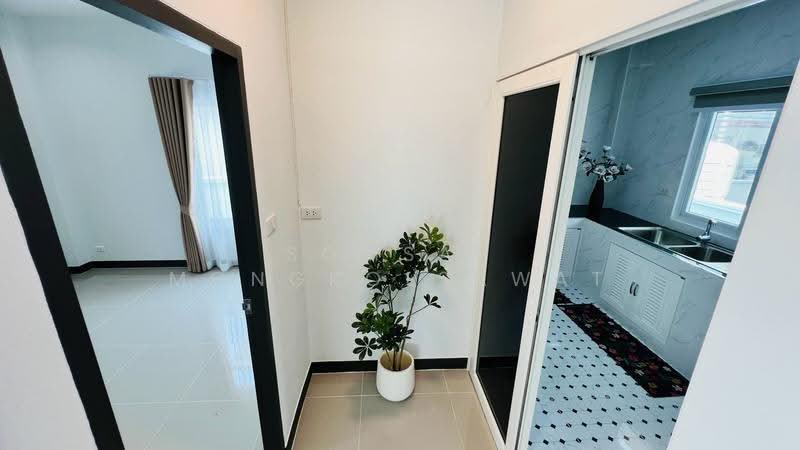 บ้านสวน ถนนร่มเกล้า, Bangkok, ร่มเกล้า, Min Buri, Bangkok, 4 Bedrooms, 200 sqm, Single Detached House For Sale, by Somsak Mongkolsawat, 500516936 - DDproperty.com