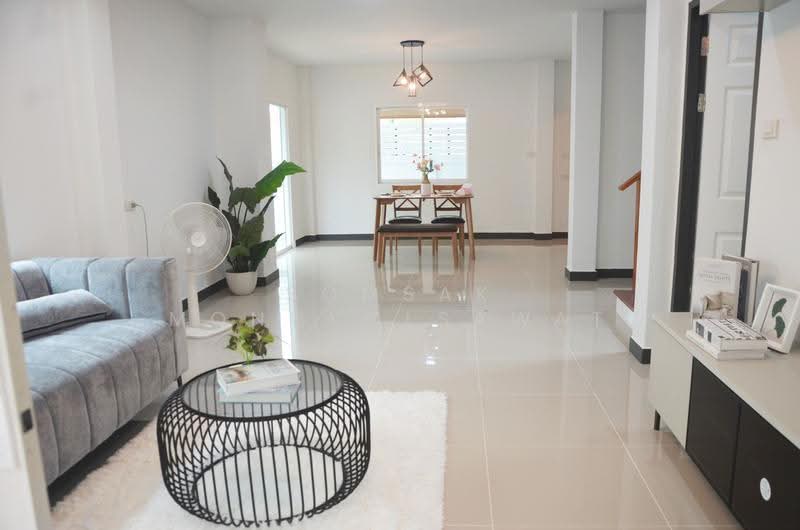 Noantawee Ville 5, Bangkok, Mit Maitri Road, Nong Chok, Bangkok, 4 Bedrooms, 175 sqm, Single Detached House For Sale, by Somsak Mongkolsawat, 500516943 - DDproperty.com