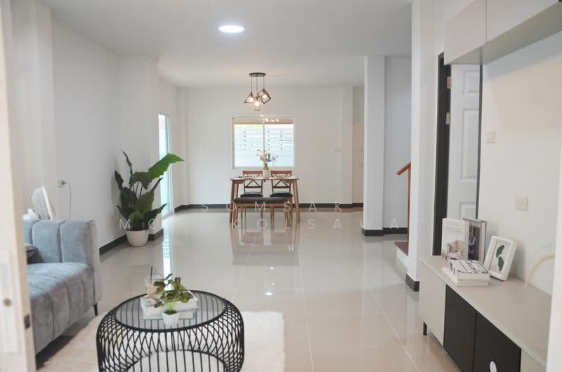 Noantawee Ville 5, Bangkok, Mit Maitri Road, Nong Chok, Bangkok, 4 Bedrooms, 175 sqm, Single Detached House For Sale, by Somsak Mongkolsawat, 500516943 - DDproperty.com