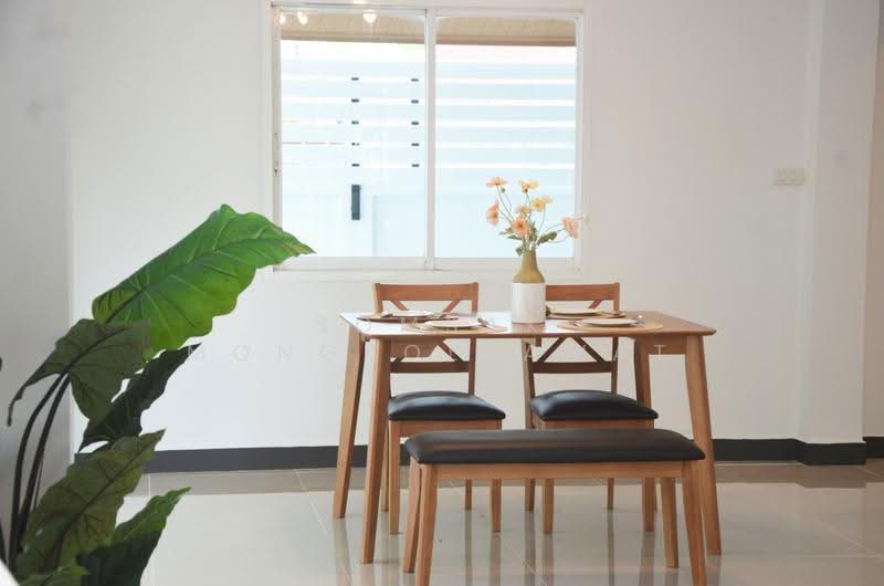Noantawee Ville 5, Bangkok, Mit Maitri Road, Nong Chok, Bangkok, 4 Bedrooms, 175 sqm, Single Detached House For Sale, by Somsak Mongkolsawat, 500516943 - DDproperty.com