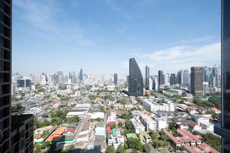 Oka Haus Sukhumvit 36, Bangkok, 3399 Rama 4 Road, Khong Tan, Khlong Toei, Bangkok, 1 Bedroom, 35 sqm, Condo For Rent, by Kanrutai Dawruang, 500516961 - DDproperty.com