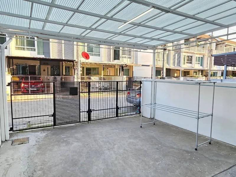 Baan Mai Rama 9 - Srinakarin, Bangkok, Soi Krungthep Kreetha 7, Hua Mak, Bang Kapi, Bangkok, 3 Bedrooms, 185 sqm, Townhouse For Sale, by HOME Real Estate Service, 500516979 - DDproperty.com