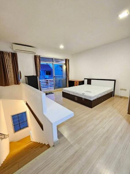 Baan Mai Rama 9 - Srinakarin, Bangkok, Soi Krungthep Kreetha 7, Hua Mak, Bang Kapi, Bangkok, 3 Bedrooms, 185 sqm, Townhouse For Sale, by HOME Real Estate Service, 500516979 - DDproperty.com