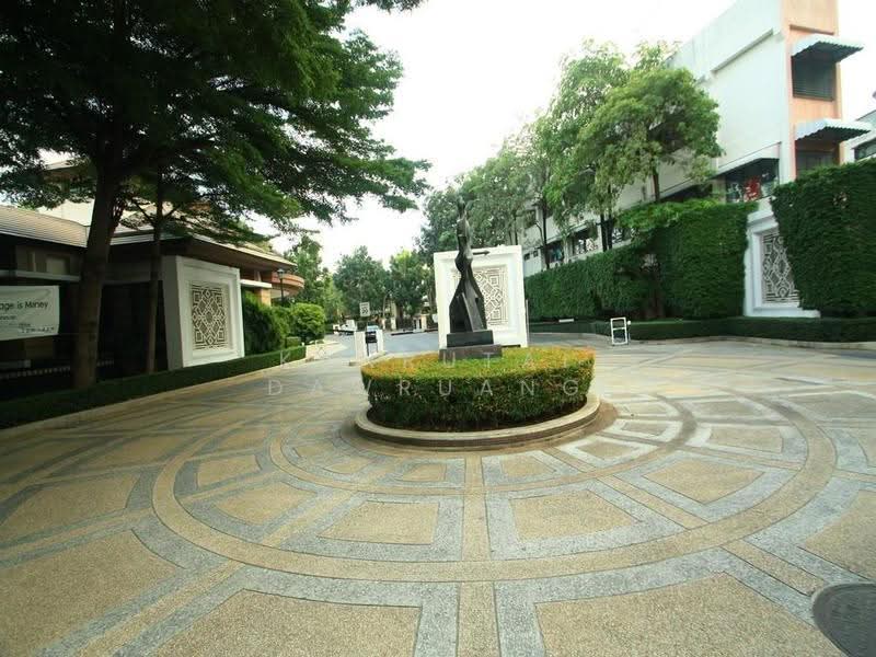 Baan Sansiri Sukhumvit 67, Bangkok, 32 Soi Sukhumvit 67, Phra Kanong Nua, Watthana, Bangkok, 4 Bedrooms, 394 sqm, Single Detached House For Rent, by Kanrutai Dawruang, 500516986 - DDproperty.com