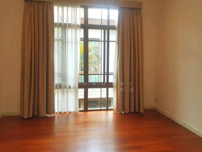 Baan Sansiri Sukhumvit 67, Bangkok, 32 Soi Sukhumvit 67, Phra Kanong Nua, Watthana, Bangkok, 4 Bedrooms, 394 sqm, Single Detached House For Rent, by Kanrutai Dawruang, 500516986 - DDproperty.com