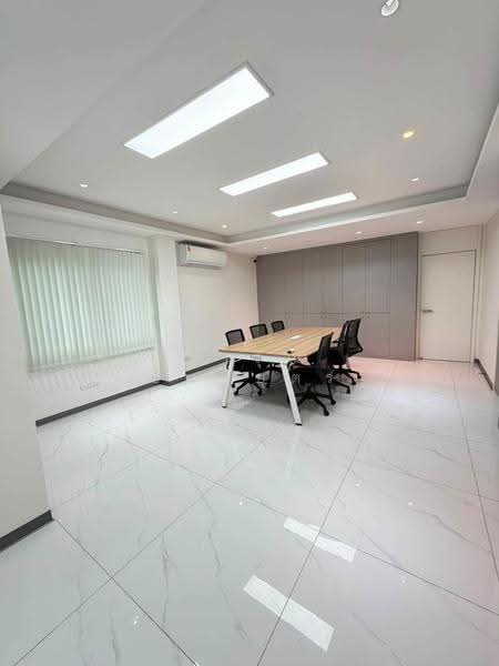 B-Square Rama 9 - Mengjai, Bangkok, Soi Sahakanpramoon, Wang Thonglang, Bangkok, 4 Bedrooms, 500 sqm, Townhouse For Rent, by การุณ ชมภูบุตร, 500516993 - DDproperty.com