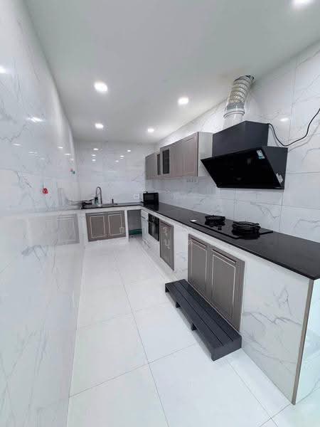 B-Square Rama 9 - Mengjai, Bangkok, Soi Sahakanpramoon, Wang Thonglang, Bangkok, 4 Bedrooms, 500 sqm, Townhouse For Rent, by การุณ ชมภูบุตร, 500516993 - DDproperty.com