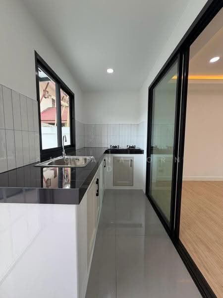 ทาวน์โฮม4 ชั้นลาดพร้าว 110 ถนนลาดพร้าว, กรุงเทพ, พลับพลา, วังทองหลาง, กรุงเทพ, 200 ตร.ม., ทาวน์เฮ้าส์ ขาย, โดย Angsanaporn D, 500517020 - DDproperty.com