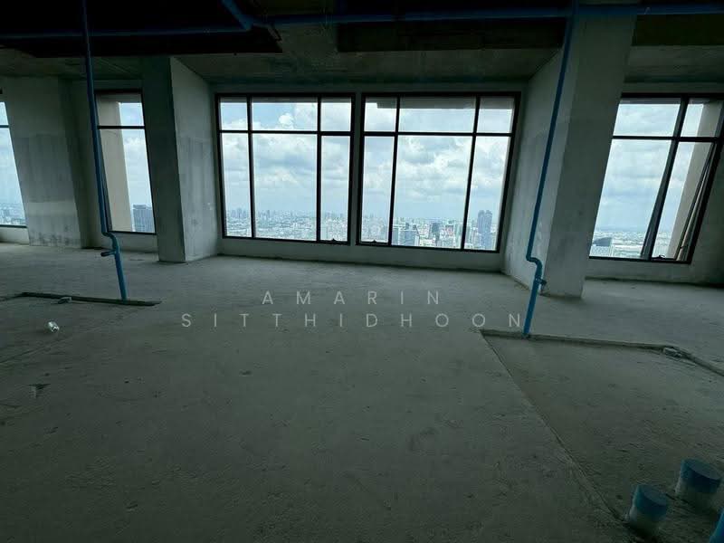 The Esse Asoke, Bangkok, 333 Soi Sukhumvit 21, Sukhumvit Road, Khlongtoei Nua, Watthana, Bangkok, 4 Bedrooms, 200 sqm, Condo For Sale, by Amarin Sitthidhoon, 500517027 - DDproperty.com
