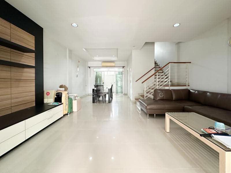 Baan Klang Krung The Royal Vienna Ratchavipa - Ratchadaphisek, Bangkok, Chatuchak, Chatuchak, Bangkok, 3 Bedrooms, 180 sqm, Townhouse For Sale, by Haus Living Estate, 500517029 - DDproperty.com