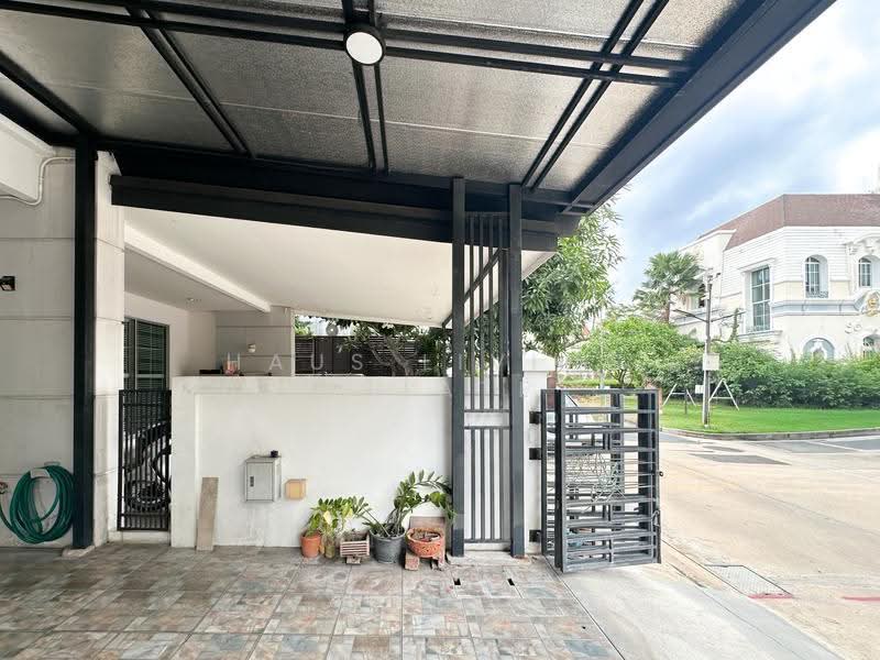 Baan Klang Krung The Royal Vienna Ratchavipa - Ratchadaphisek : บ้านกลางกรุง เดอะ รอยัล เวียนนา รัชวิภา - รัชดาภิเษก, กรุงเทพ, จตุจักร, กรุงเทพ, 180 ตร.ม., ทาวน์เฮ้าส์ ขาย, โดย Haus Living Estate, 500517029 - DDproperty.com