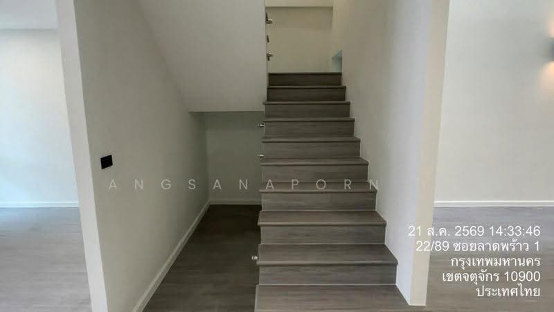 ทาวน์โฮม 3 ชั้น Modern Loft ใจกลางพหลโยธิน ซอยพหล 24, Bangkok, Jom Phon, Chatuchak, Bangkok, 3 Bedrooms, 400 sqm, Townhouse For Sale, by Angsanaporn D, 500517048 - DDproperty.com