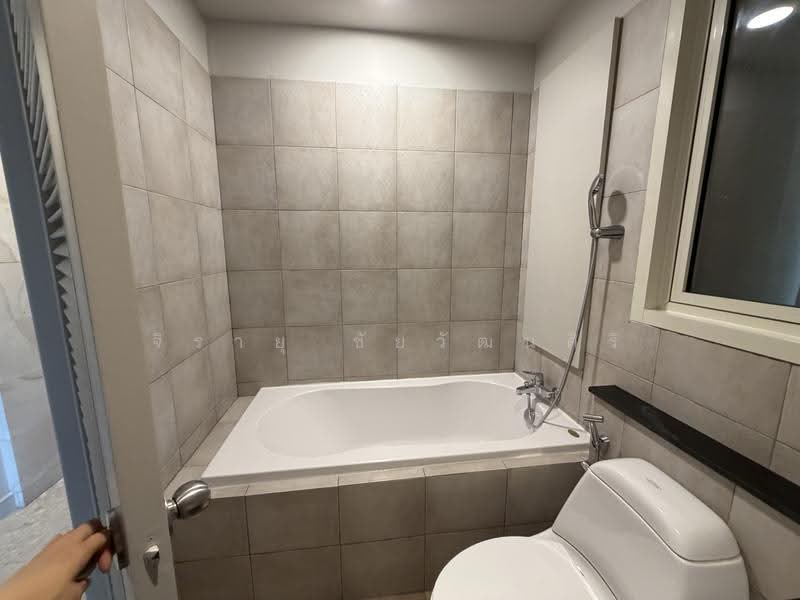Hampton Thonglor 10, Bangkok, 324 Soi Thonglor 10, Sukhumvit Road, Khlong Tan Nua, Watthana, Bangkok, 4 Bedrooms, 232 sqm, Condo For Rent, by Jirayu Chaiyawattanasiri, 500517056 - DDproperty.com