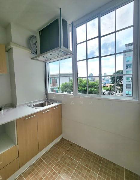 Ratchada City 18 Condominium, Bangkok, Soi 18, Ratchadaphisek Road, Samsen Nok, Huai Khwang, Bangkok, 1 Bedroom, 32 sqm, Condo For Sale, by Fazwaz (Thailand) Co., Ltd., 500517061 - DDproperty.com