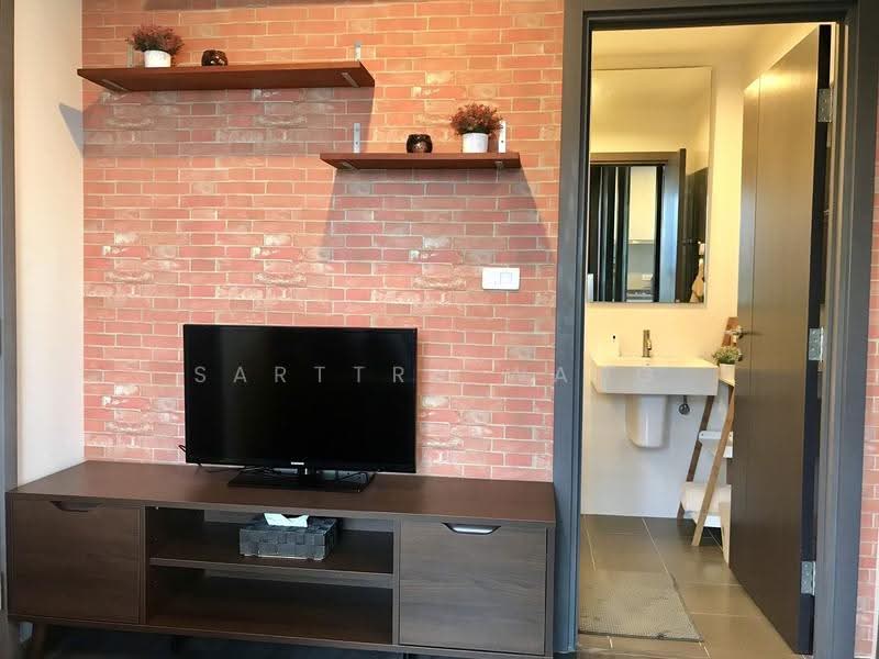 The Base Park West Sukhumvit 77, Bangkok, 11 Soi Sukhumvit 77 Sukhumvit Road, Phra Kanong Nua, Watthana, Bangkok, 1 Bedroom, 31 sqm, Condo For Rent, by Sarttra Wang, 500517064 - DDproperty.com
