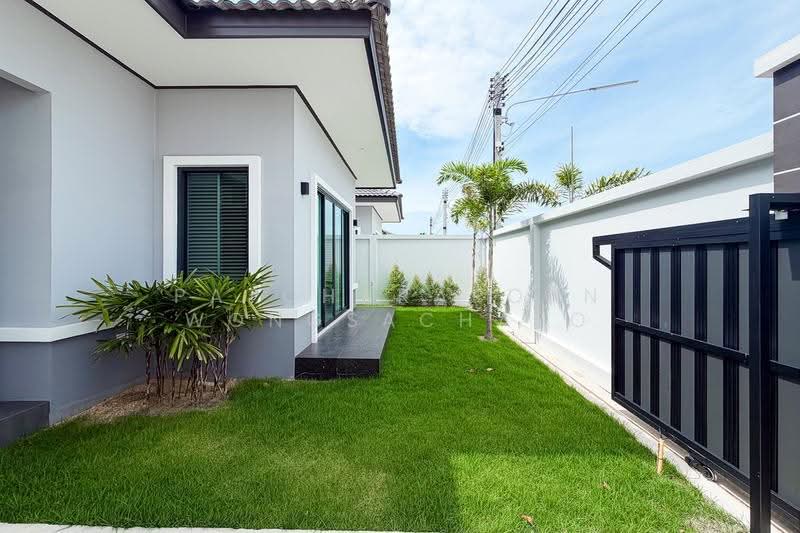 Move-In Ready Modern Pool Villa in Huai Yai, chon-buri, Huai Yai, Bang Lamung (Pattaya), Chon Buri (Pattaya), 3 Bedrooms, 220 sqm, Single Detached House For Sale, by Patcharaporn Wongsachayo, 500517068 - DDproperty.com