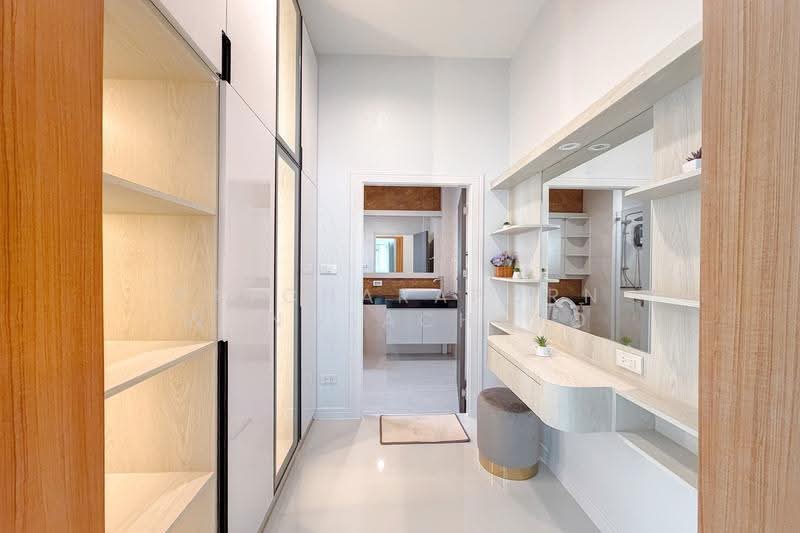 Move-In Ready Modern Pool Villa in Huai Yai, chon-buri, Huai Yai, Bang Lamung (Pattaya), Chon Buri (Pattaya), 3 Bedrooms, 220 sqm, Single Detached House For Sale, by Patcharaporn Wongsachayo, 500517068 - DDproperty.com
