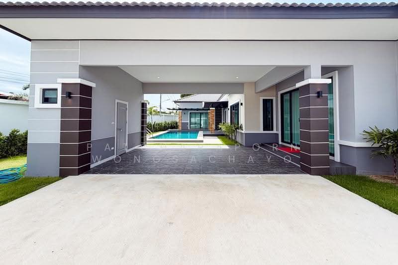Move-In Ready Modern Pool Villa in Huai Yai, chon-buri, Huai Yai, Bang Lamung (Pattaya), Chon Buri (Pattaya), 3 Bedrooms, 220 sqm, Single Detached House For Sale, by Patcharaporn Wongsachayo, 500517068 - DDproperty.com