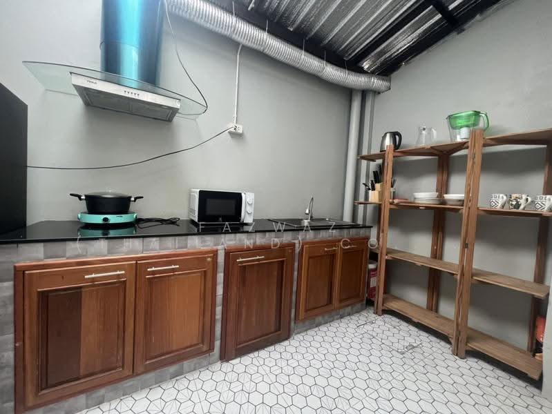 Golden Town 3 Bangna-Suanluang, Bangkok, Kanchanaphisek Road, Prawet, Bangkok, 3 Bedrooms, 103 sqm, Townhouse For Sale, by Fazwaz (Thailand) Co., Ltd., 500517069 - DDproperty.com