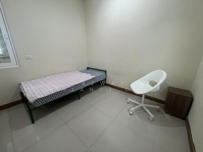 Golden Town 3 Bangna-Suanluang, Bangkok, Kanchanaphisek Road, Prawet, Bangkok, 3 Bedrooms, 103 sqm, Townhouse For Sale, by Fazwaz (Thailand) Co., Ltd., 500517069 - DDproperty.com