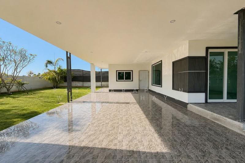 Big Land, Big Garden, One-Storey Living — 7.75 mb in Pong, Pattaya, Chon Buri (Pattaya), Poong, Bang Lamung (Pattaya), Chon Buri (Pattaya), 3 Bedrooms, 187 sqm, Single Detached House For Sale, by Patcharaporn Wongsachayo, 500517073 - DDproperty.com