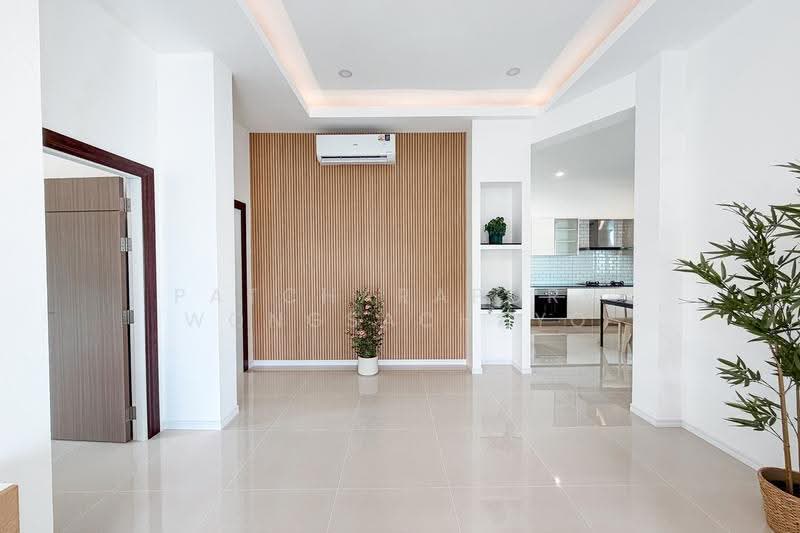 It’s hard to find better value than this! A detached home for under 7 million baht, Chon Buri (Pattaya), Poong, Bang Lamung (Pattaya), Chon Buri (Pattaya), 3 Bedrooms, 138 sqm, Single Detached House For Sale, by Patcharaporn Wongsachayo, 500517079 - DDproperty.com