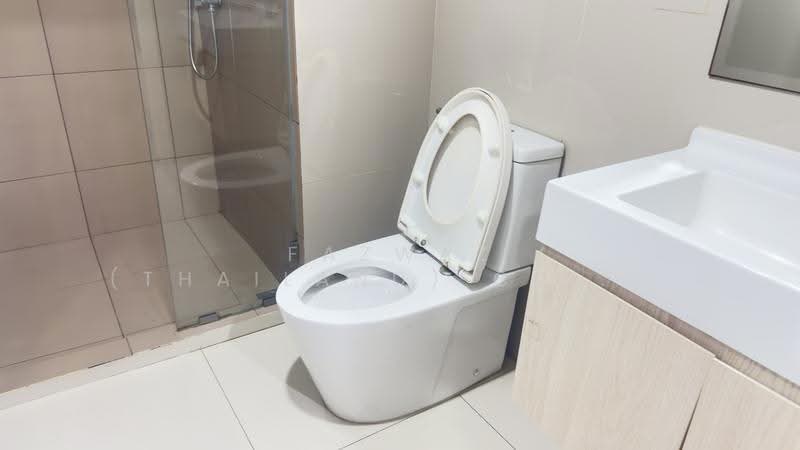 Rich Park @ Triple Station, Bangkok, 591 Srinakarin Road, Suan Luang, Bangkok, 1 Bedroom, 29 sqm, Condo For Sale, by Fazwaz (Thailand) Co., Ltd., 500517083 - DDproperty.com