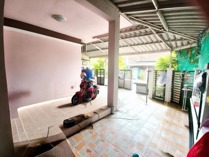 ทรัพย์รุ่งเรืองซิตี้2 พานทอง, Chon Buri (Pattaya), Ban Khao, Phan Thong, Chon Buri (Pattaya), 2 Bedrooms, 150 sqm, Townhouse For Sale, by The Best Property แอน, 500517093 - DDproperty.com