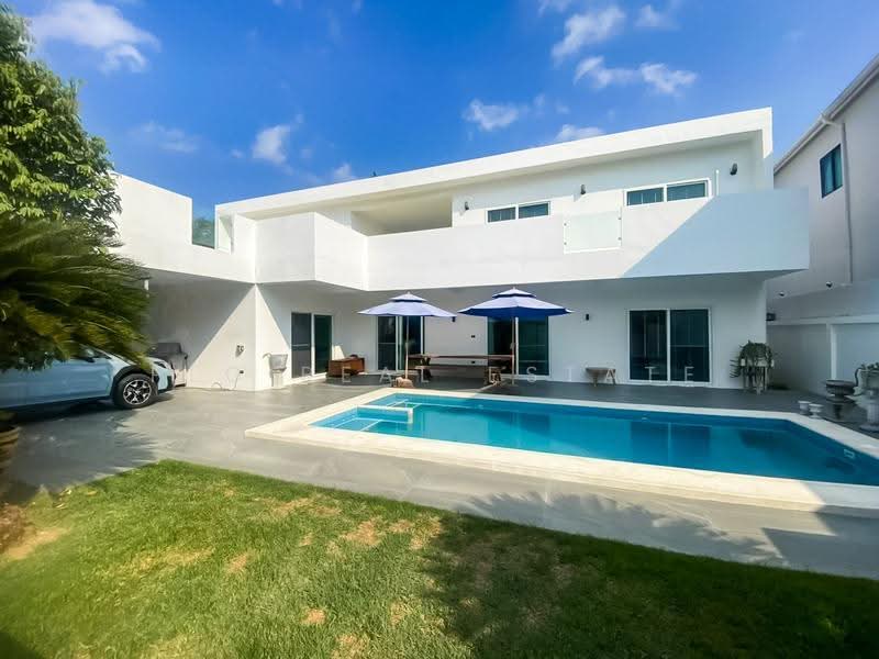 5 Bedroom Pool Villa for Sale Thung Klom Tan Man East Pattaya, Chon Buri (Pattaya), Bang Lamung, Bang Lamung (Pattaya), Chon Buri (Pattaya), 5 Bedrooms, 350 sqm, Villa For Sale, by PLC real estate, 500517143 - DDproperty.com