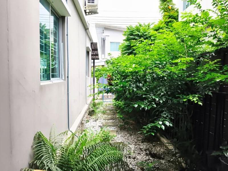 Pruksa Ville 92 Onnut-Suvarnabhumi : พฤกษาวิลล์ 92 อ่อนนุช-สุวรรณภูมิ, สมุทรปราการ, ซ.ลาดกระบัง 14/1 ถ.ลาดกระบัง, ราชาเทวะ, บางพลี, สมุทรปราการ, 100 ตร.ม., ทาวน์เฮ้าส์ ขาย, โดย The Best Property หน่อย, 500517160 - DDproperty.com