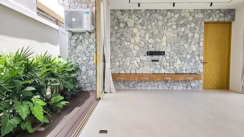 Pool Villa for Sale East Pattaya 3 Bedrooms Private Pool, Chon Buri (Pattaya), Bang Lamung, Bang Lamung (Pattaya), Chon Buri (Pattaya), 3 Bedrooms, 304 sqm, Villa For Sale, by PLC real estate, 500517161 - DDproperty.com